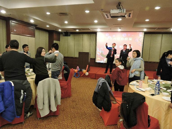 记苏州mile易游yy“融合梦想.赢在未来”迎春晚宴
